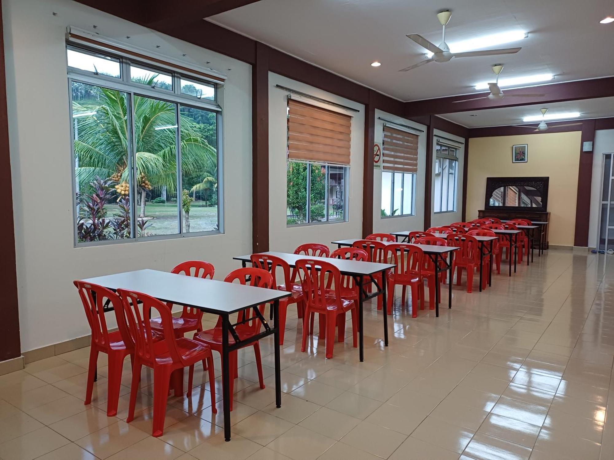 Lemuni Retreat & Training Centre - Kerling, Selangor Otel Dış mekan fotoğraf